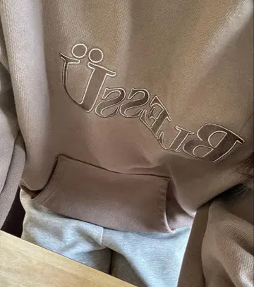 블레스유 후드티 M 사이즈