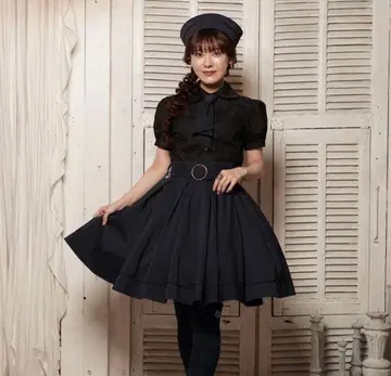 시마무라 콜라보 쿠루미 마린 아카데미아 스커트 네이비