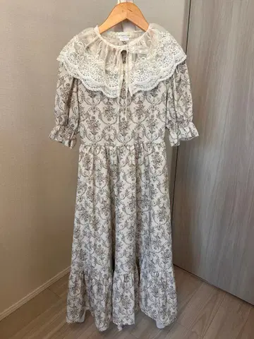 시마무라 아오키 미사코 콜라보 다마스크 무늬 스퀘어 넥 원피스