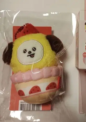 BT21 CHIMMY 타르트 봉제 인형 키링 STRAWBERRY