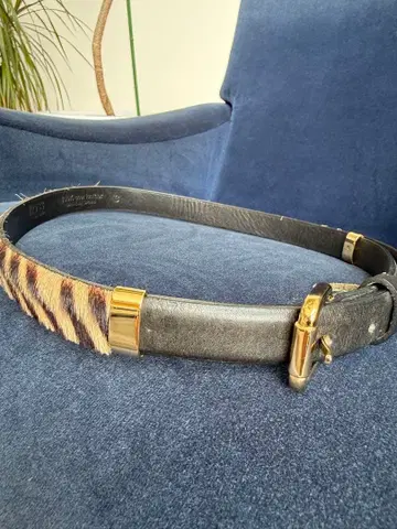 블랙 & 애니멀 무늬 호스 가죽 얇은 벨트 스페인산