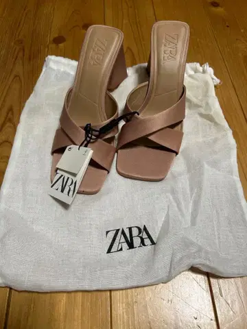 ZARA 핑크 힐 샌들 37