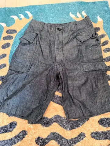 BONCOURA 다크 그레이 카고 숏팬츠 28