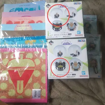 원피스 제일복권 생각하는 미래 E상 세라핌 미니 피규어 2체 세트