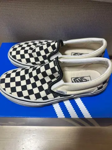 VANS 체커 패턴 슬립온