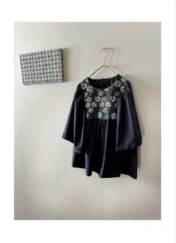 미나 페르호넨 rosy 핸드메이드 블라우스