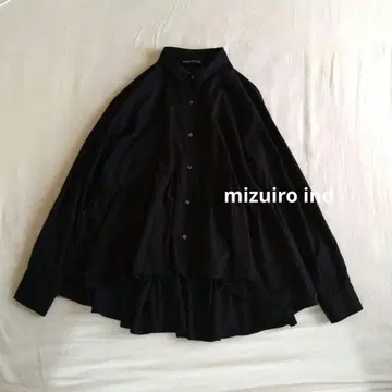새상품급 미즈이로 인드 코튼 허리 개더 셔츠 플레어 페플럼 블랙