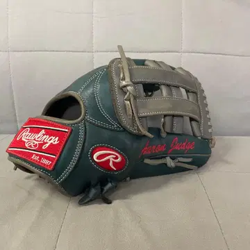 롤링스 외야수용 아론 저지 모델