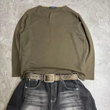 00s archive grunge henry neck l/s tee