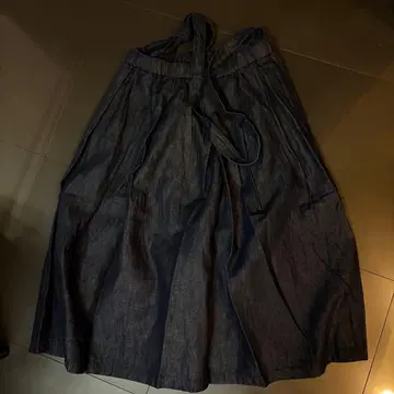 Gauze# 플리츠 플레어 린넨 혼합 네이비