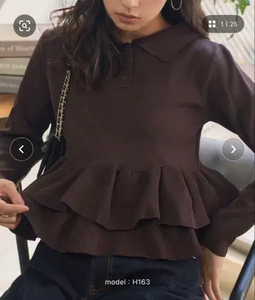 [ 새상품 ] 고베 레터스 밑단 프릴 니트 폴로 롱 슬리브