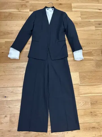 수트 컴퍼니 화이트 수트 네이비 IENA SHIPS