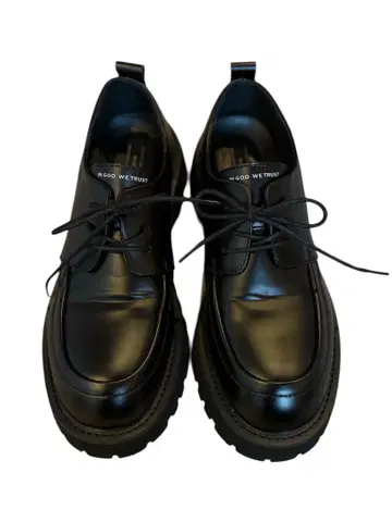 통굽 티롤리안 가죽 신발