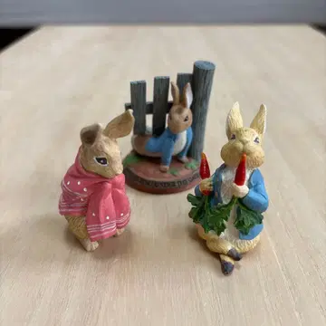 [컨디션 최상] 피터 래빗 피규어 3개 세트