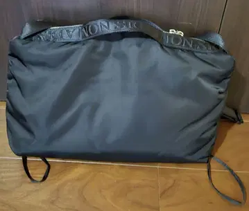 NOMADIS 보이 숄더백