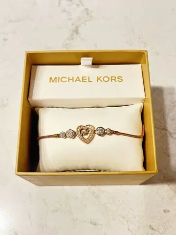 MICHAEL KORS 마이클코어스 하트 팔찌 골드