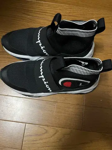 챔피온 스니커즈