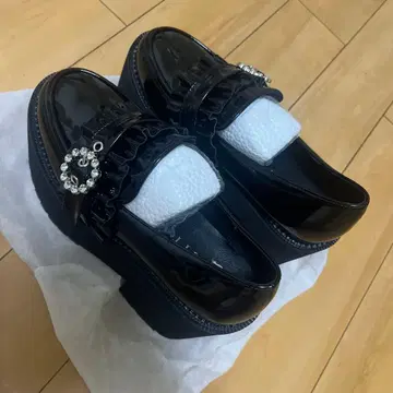 ROJIT 블랙 플랫폼 신발