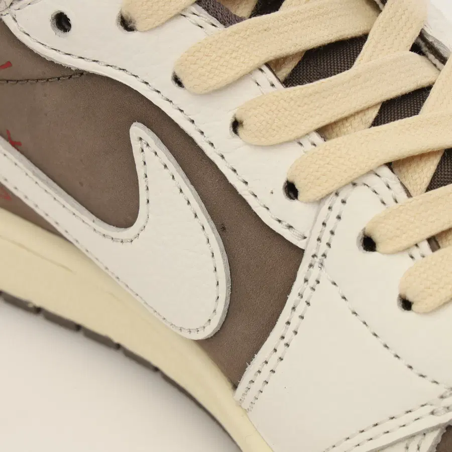 [265] Air Jordan 1 x Travis Scott Retro Low OG “Sail and Ridgerock”