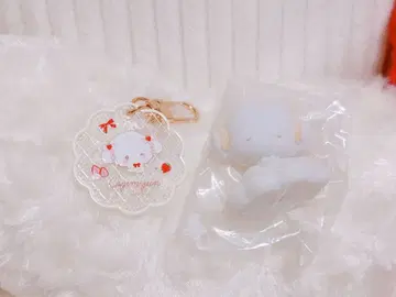 산리오 코기뮨 하얀 폭신 구름에서 낮잠 Sweet Cakes