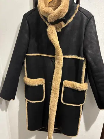 한국 무스탕 코트