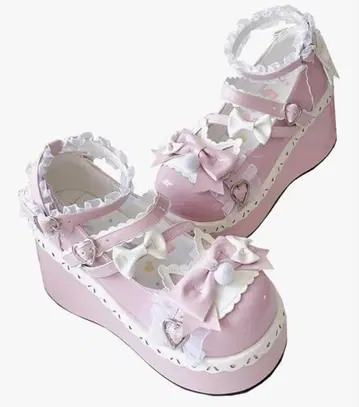 토쿠와 유우 펌프스 통굽 신발