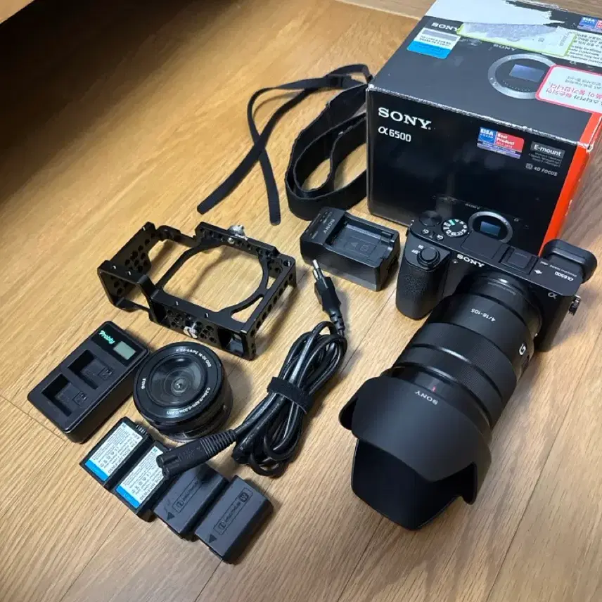 소니 A6500 미러리스 카메라 + 번들렌즈 및 구성품