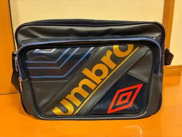 Umbro 숄더백 네이비