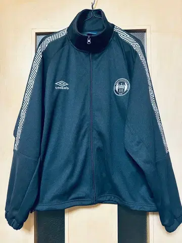 FREAK'S STORE x UMBRO 블랙 트랙 자켓 저지