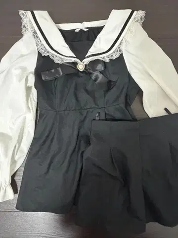 [ 새상품급 ] majoretty 펄 리본 지뢰계 세일러 셋업 M