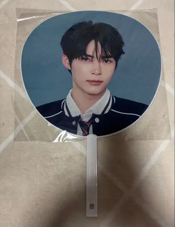 ZEROBASEONE 한빈 부채