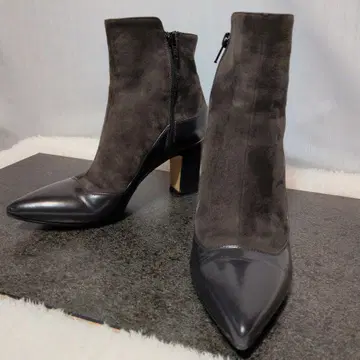 PELLICO 펠리코 스웨이드 x 에나멜 절개 숏부츠 37.5