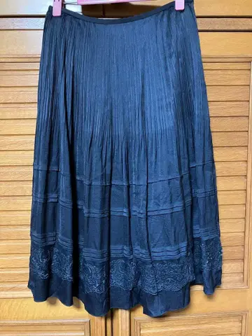 인포트 로사 플리츠 스커트 다크 네이비 레이스 42