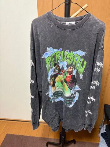Perushu 1996년 다크 그레이 롱 슬리브 T셔츠