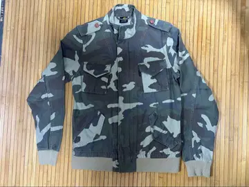 Carhartt 카모 패턴 자켓 M 사이즈