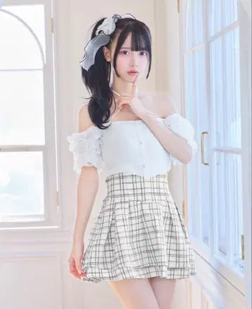 미셸 마카롱 슬림 레그 트위드 스커트 XS