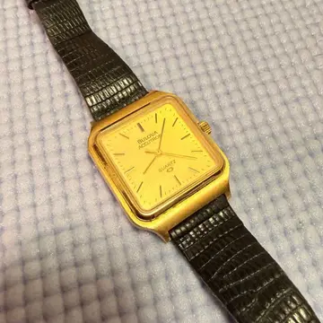 Bulova Accutron 골드 손목시계