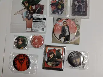 도리미 복권 진격의 거인 엘렌 BIG 아크릴 스탠드 캔뱃지 제일복권