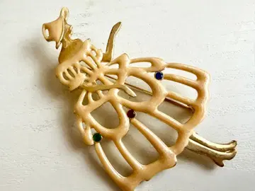 골동품 당시 에나멜 베이지 시스루 여성 레트로 vintage 브로치