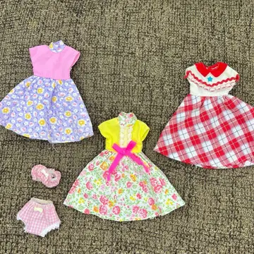 리카짱 의류 아웃핏 쇼와 레트로