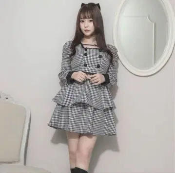 pium 크로스 벨트 티어드 원피스 화이트믹스 pium