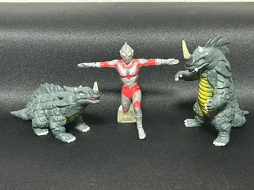 HG 시리즈 울트라맨 ~쓰나미 괴수의 공포 도쿄 대위기 편! 3종