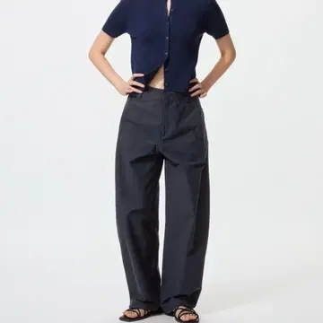 유니클로 저지 배럴 레그 팬츠