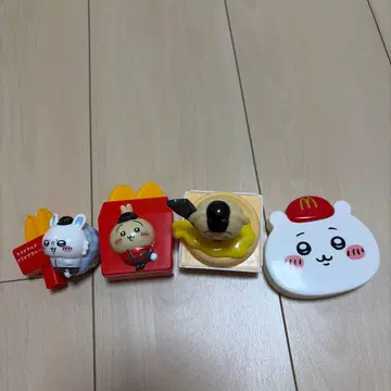 치이카와 맥도날드 캐릭터 피규어 4개 세트