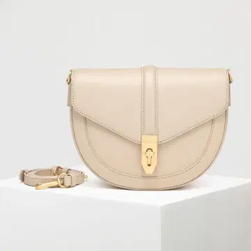 CARLYN 카린 숄더백 MOON SADDLE BAG