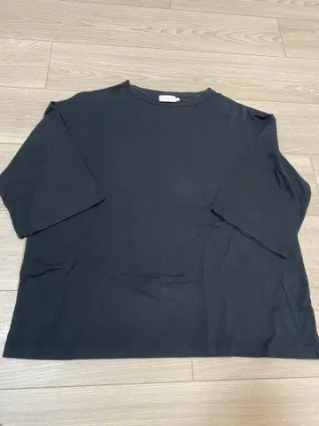 [새상품급] handvaerk 핸드바크 6부 소매 크루넥 T셔츠 블랙 S