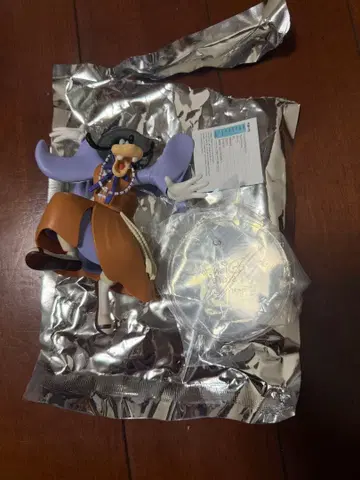 디즈니 스토어 한국 한정판 구피 피규어