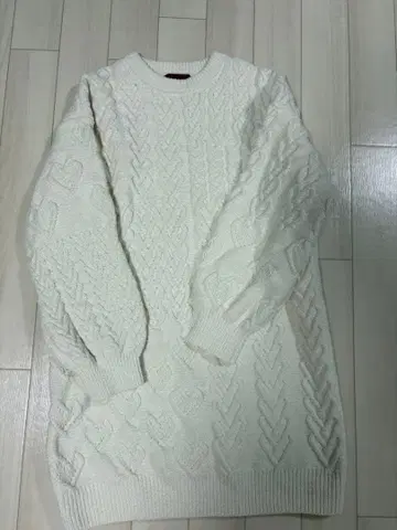 GELATO PIQUE 케이블 짜임 니트 스웨터 아이보리 하트 무늬