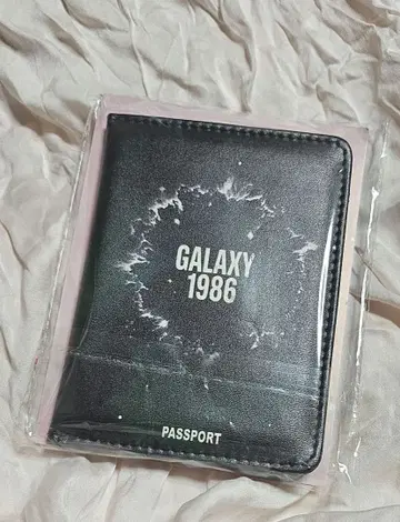 재중 GALAXY 1986 여권 케이스 J파