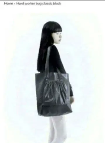 AKIKOAOKI Hard worker bag classic black